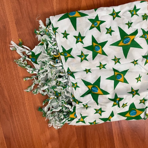 Brazil large scarf - Picture 2 of 3